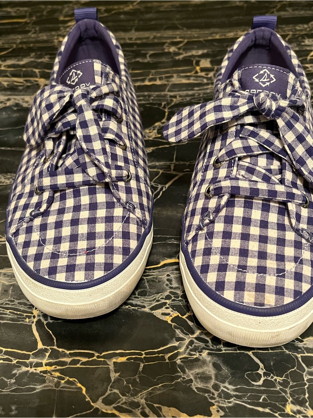 Sperry women’s Kids navy Gingham Sneakers - Casual Lace-Up Shoes